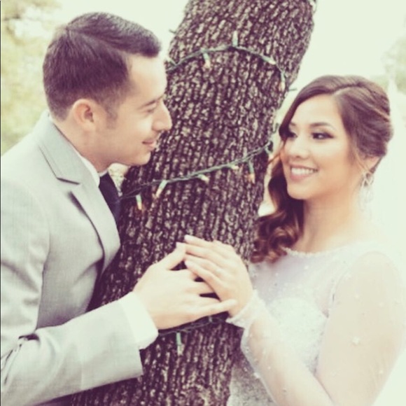 Meet your Posher, Stephanie - Picture 3 of 6